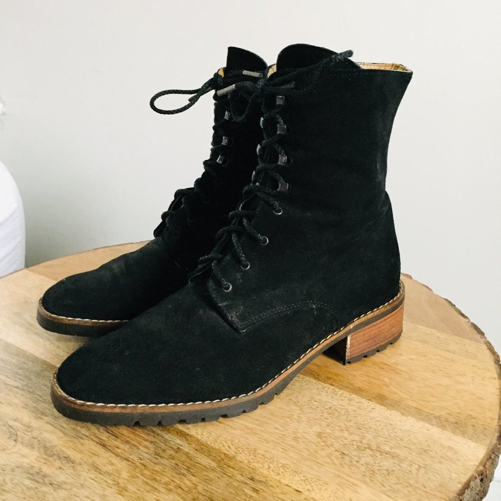 Andre Assous Italian Made  Black Suede Lace Up  Ankle Boots Size 37(5.5 US)